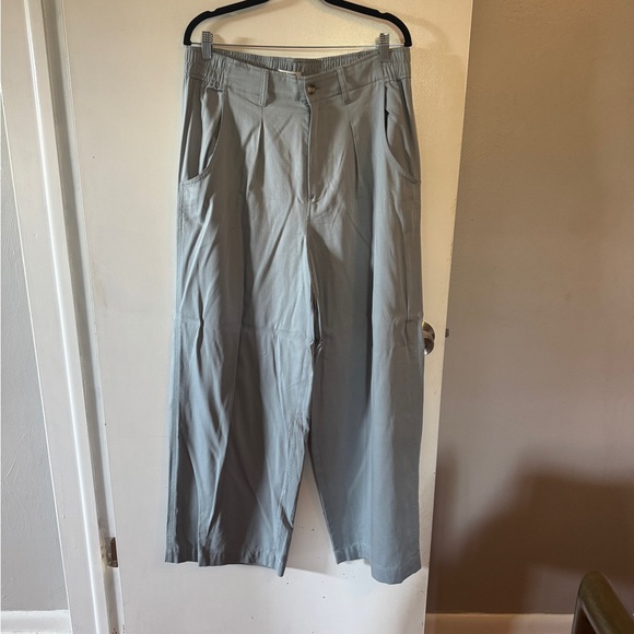 Madewell Women's Light Gray Wide Leg Pants - Picture 1 of 5